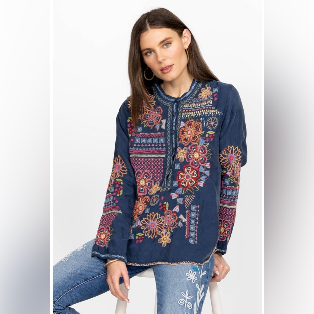 Johnny Was Kate Blouse Size Small Embroidered Top Long Sleeve Navy Floral